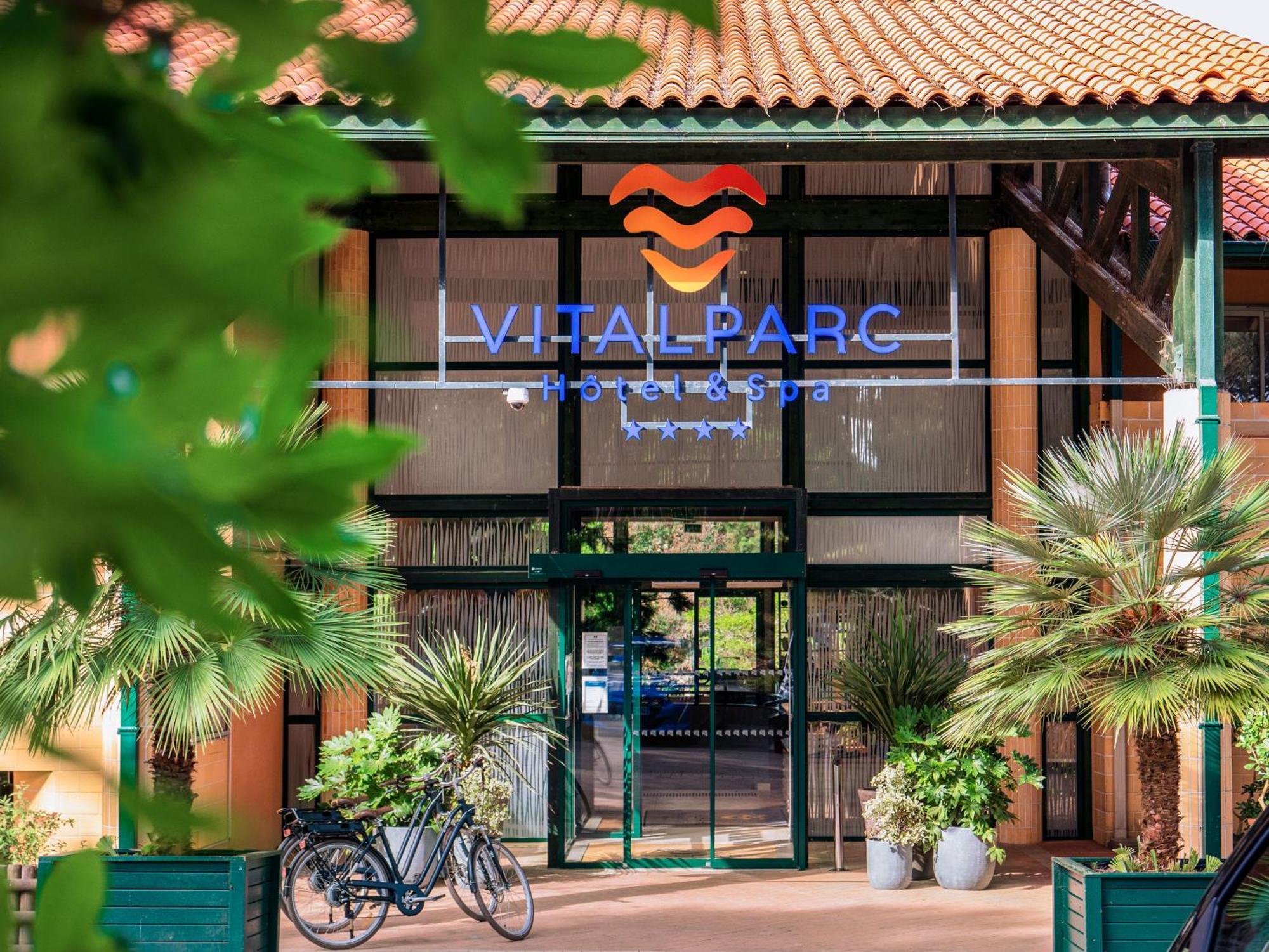 Hotel & Spa Vitalparc, The Originals Collection Lacanau Exteriör bild